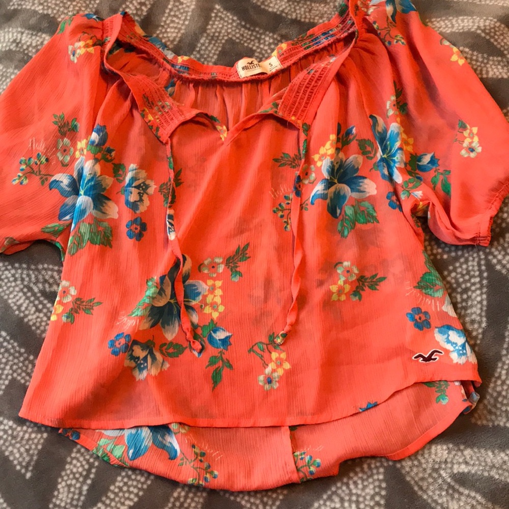 Hollister Top